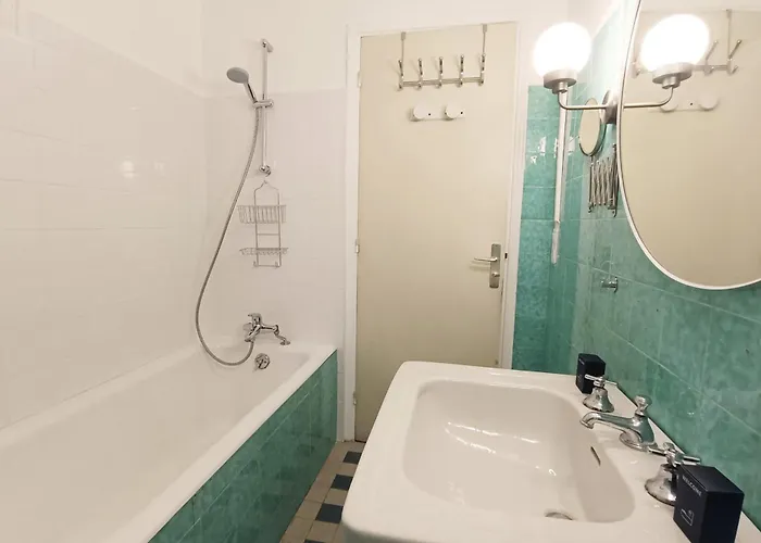 Charming T1 With Terrace And Sea View شقة *